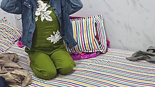 Indian Girlfriend Sex - Badly Fucking My New Desi Girlfriend's Sexy Figure Full Enjoy