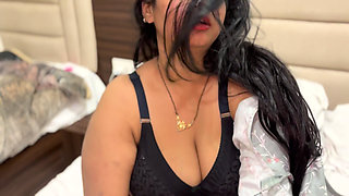 Nangi Padosan Bunny Hair Ke Saath Tight Dress Utha Kar Chudwaya