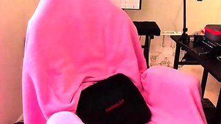 Small titted brunette teen fingering on the bed