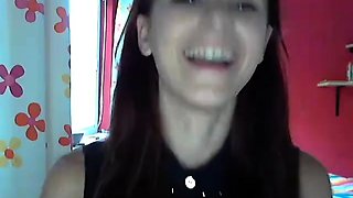 Amateur Webcam Teen Masturbates And Teases