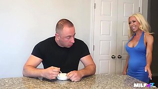 Aged Meaty Knocker Platinum-blonde COUGAR Penetrated DEEP - Mandy Monroe