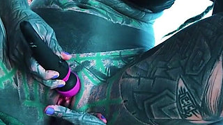 I Masturbate Outside My Anal Hole with Dildo Until I Need to Pee