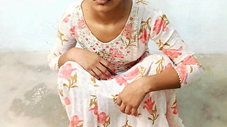 Desi Step Sister Hardcore First Time Fucking - Hot Indian Teen Alone At Home