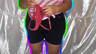 Probandome Ropa Intima #3