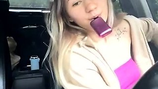 Amateur teen outdoor blowjob