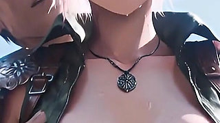 Heat-hunt in the Ruins: the Pink-haired Ex-savior Chooses Her Prey