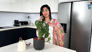 Aaliyah Eats British Kitty's Pussy After Breakup