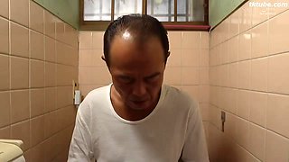 034-wguuhy-ouhsgy-poo-art