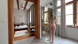 She Didn't Mind to Join Them! - Amateur Group Fuck