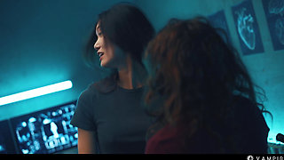 Monstergirl Lesbian Porn - Vampire Girls Threesome