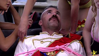 Three Princesses Prince Charming - S2:E10