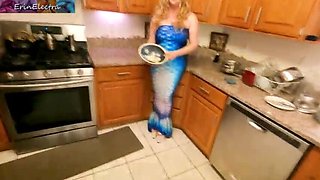 Lonely Housewife Gets Anal Treat on Halloween