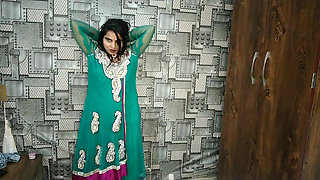 Indian Gaane Par Couple Ki Romantic Sec Bed Par Sola Kar