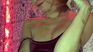 Amateur Webcam Babes Going Solo