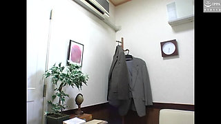 Mature Married Women Enjoy Anal Sex as Their Assholes Loosen with Pleasure, Accompanied by Vulgar Sounds