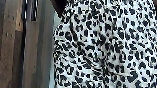 Homewear Twerk Tease - Big Ass Jiggle & No-panties Vibes