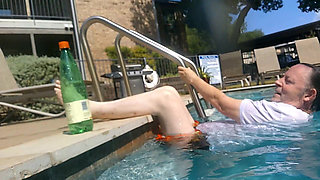 Handsome Harry and Sex Big Beauty Nurse Vicki Do Some Under Water Exercises!