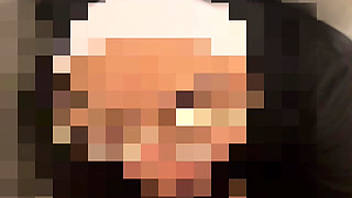 Hijabis Chick Blowjob in Toilet