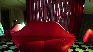 Fit solo guy jerks off in webcam show