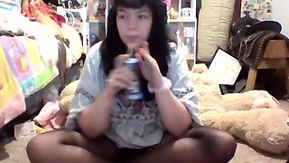 Hot ass brunette vibrator close up masturbation