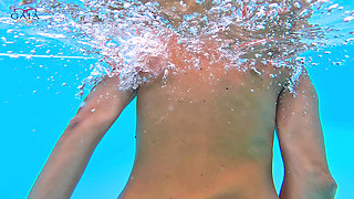 344 MILF Underwater Anal Creampie Prolapse