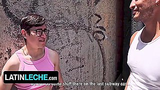 Naive Young Stud Gets Pickpocketed And Then Taken For A Ride By A Handsome Stranger 17 Min