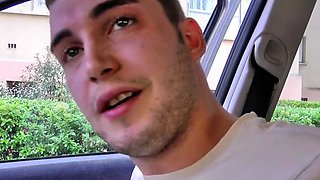 Young Nîmes Mom's Wild Anal Adventure in French Heat