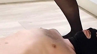 Facesitting Slave Gets Pissed and Brushed off