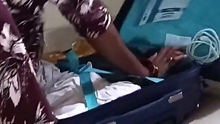 Horney Bhabhi Injoying Her Roommate in Bath
