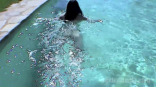 Wet Cunt Fucked by Vibrator on the Beach