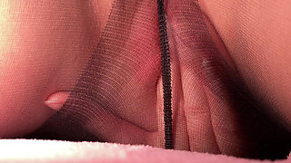 Asmr! I Masturbate and Squirt in Pantyhose