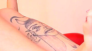 Beautiful Femdom Latina Tattooed Humiliates You in Spanish While You Look at Her Feet