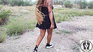 Outdoor Naked Walk Ebony Publig Pussy Spread Close-ups Ass