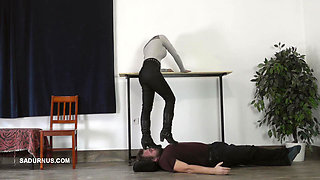 Sydney Crushed a Slave's Face with a Boot