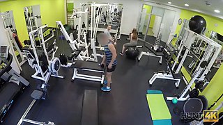 Hunt4k. naive fitness bunny has xxx with rich masculine