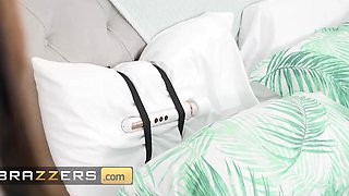 Alex Catches Curvy Busty Ebony Birthday-girl Ny Ny Lew Humping a Pillow & Pleases Her With His BBC