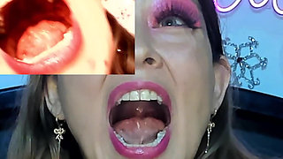 Vores Show! Swallowing and Playing with Candy Gums of Large Sizes