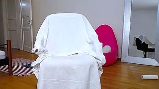 Cute amateur webcam teen girl toying pussy on webcam