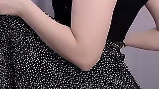 Short Hot Dance