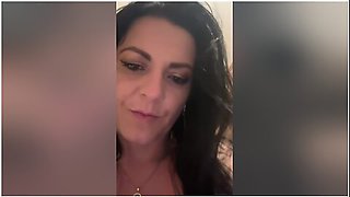 Milfycalla- I Masturbated In Bath Tub With Peed Down Jacekts 180