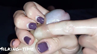 The Joys of the Uncircumcised Penis (milking-time)