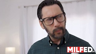 Brandi Love almost caught cheating on her hubby - milfed