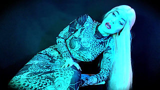 The Punishment for a Cheating Husband Is That He Becomes My Toilet - Pee Edition