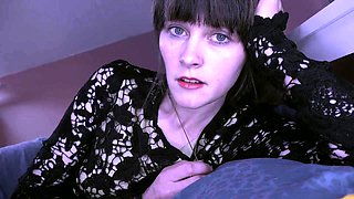 Sydney Harwin – Inside Mommy