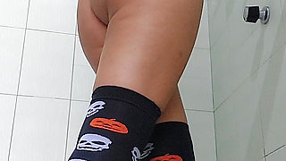 18-Year-Old India Shows Off Her Big Round And Perfect Ass In Erotic Video