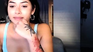 Horny Webcam Babe Solo Masturbation