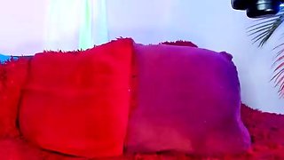 Tattood shemale tranny plays with ass during masturbation