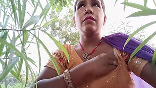 Devar Bhabhi - Bhabhi Ko Nahi Mila Land To Bhabhi Ne Finger Se Nikala Pani