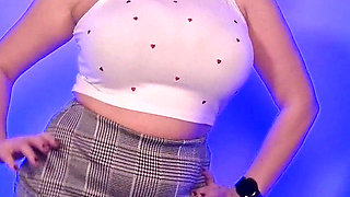 Curvy College Girl Haul Plaid, Drawstring and Black Mini Skirts Fit Check